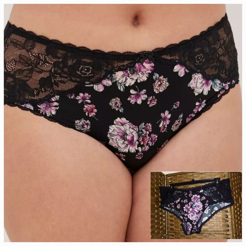 Torrid Curve Hipster Panties Floral Explosion Lace Trim Size 3